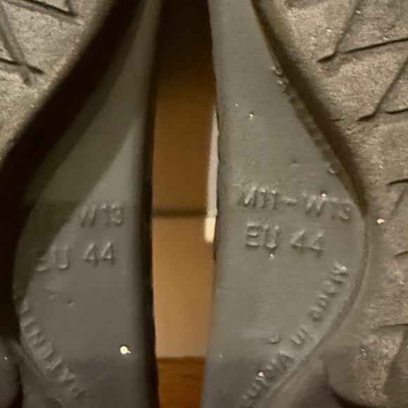 Oofos recovery slides - Picture 4 of 4